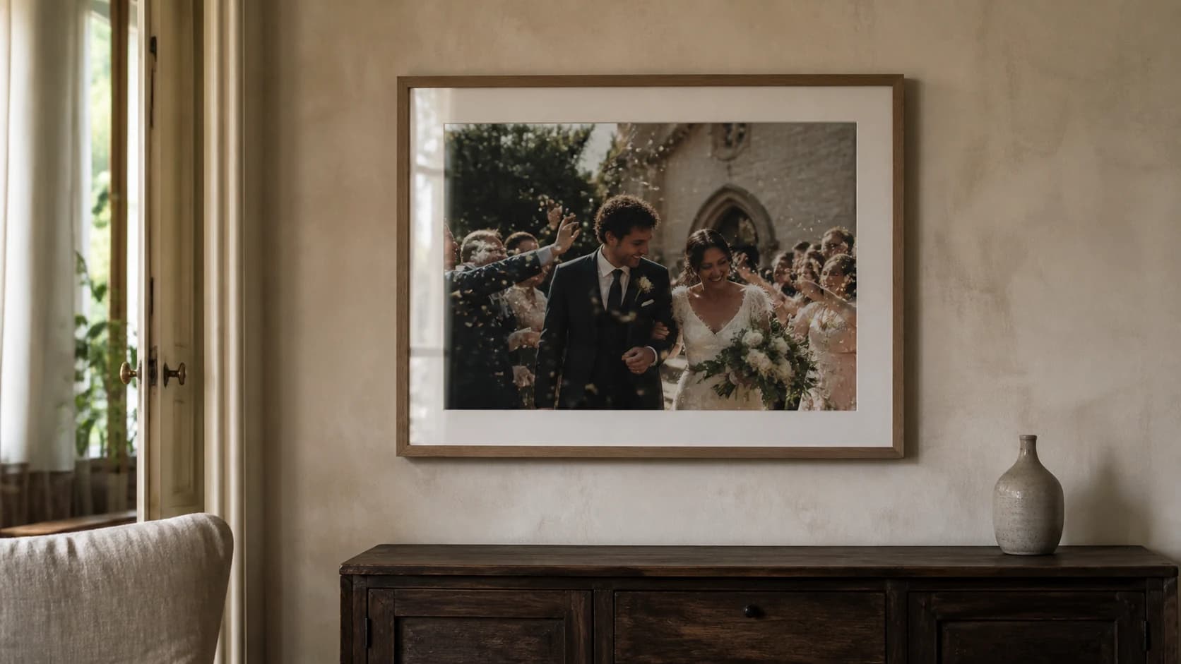 A photograph from the same evening as the film it opens.